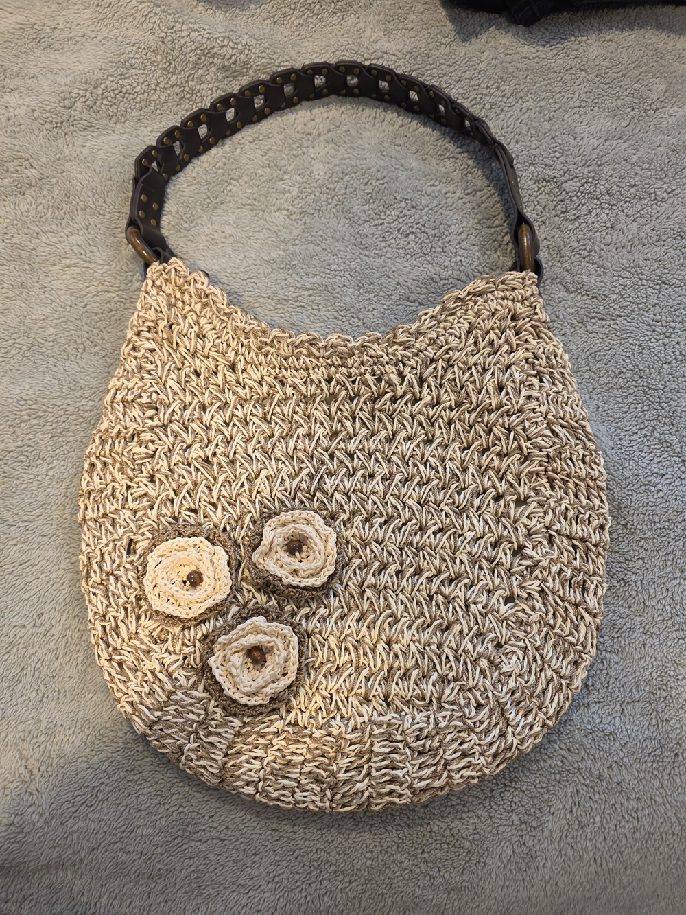 Handcrafted Beige Crochet Shoulder Bag with Floral Accents